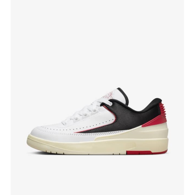 Jordan 2 Retro Low Chicago Twist (Women’s)