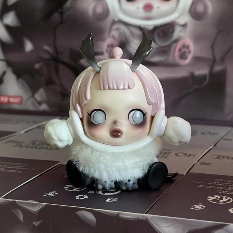 POPMART SKULLPANDA The Mare of Animals Series (#6 Moth) 1pc